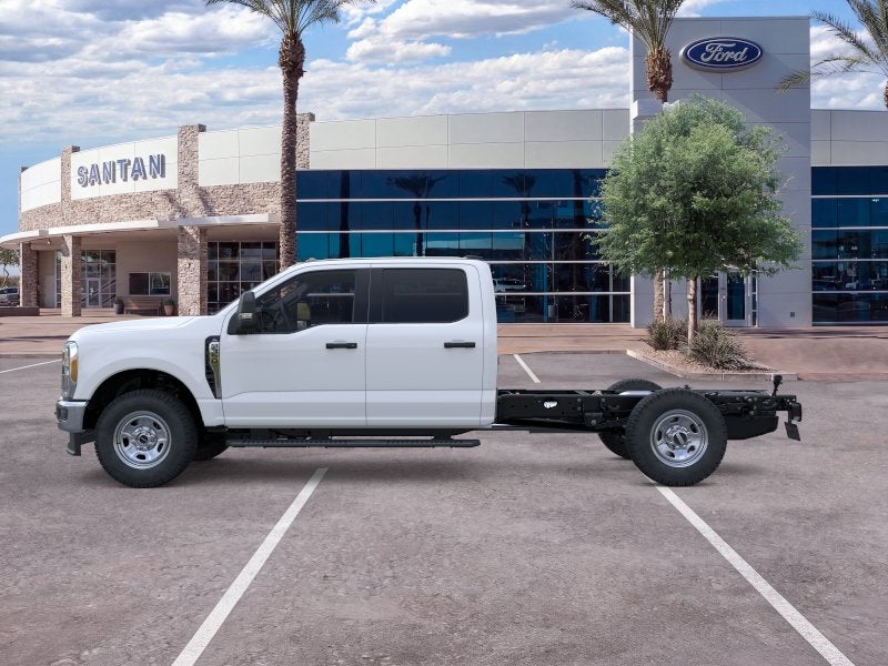 2026 Ford Chassis Cab F-350® XL