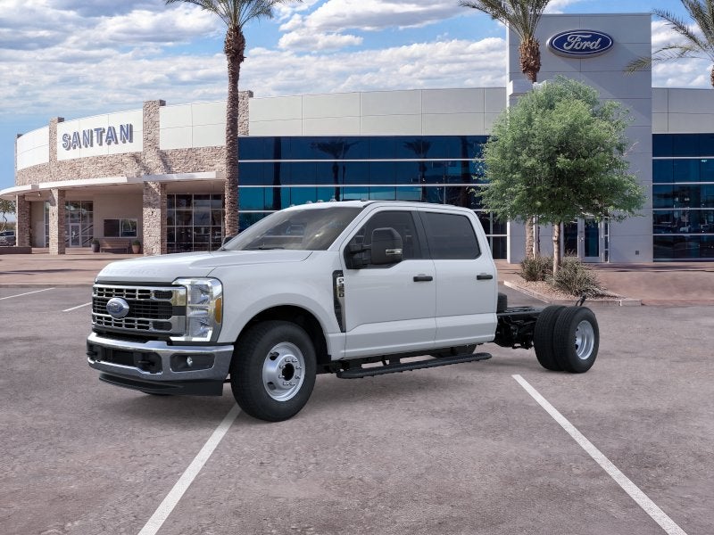 2026 Ford Chassis Cab F-350® XLT