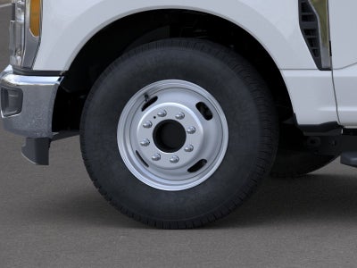 2026 Ford Chassis Cab F-350® XLT