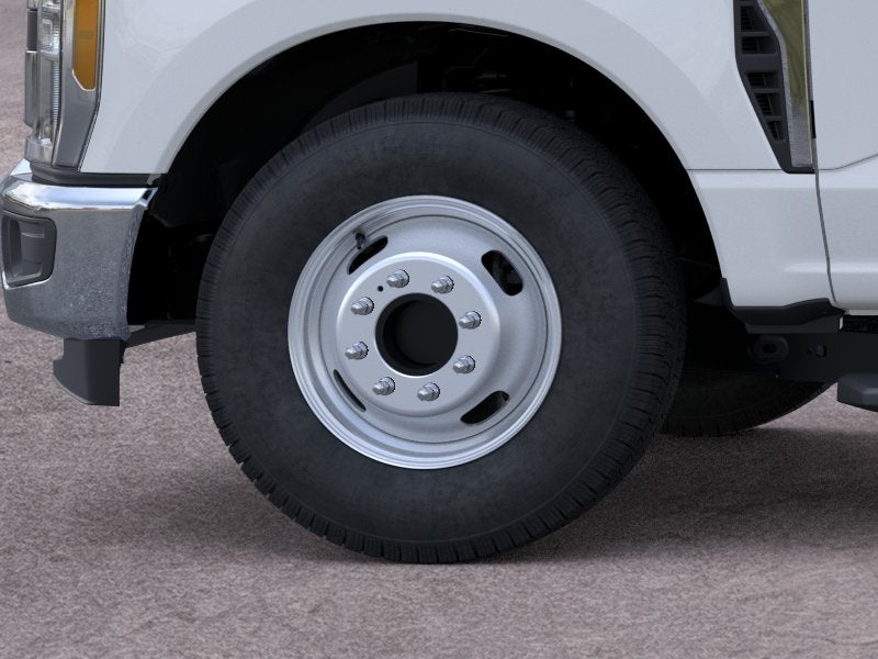 2026 Ford Chassis Cab F-350® XLT