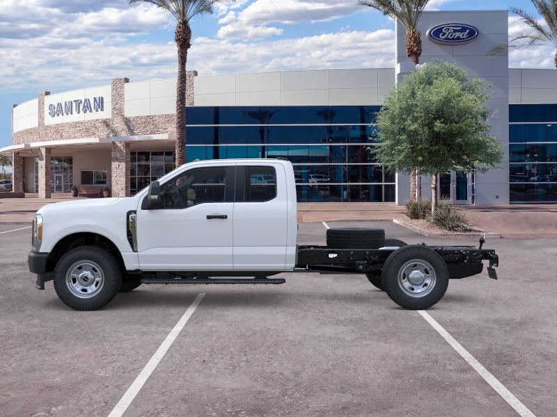 2026 Ford Chassis Cab F-350® XL