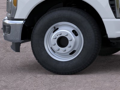 2026 Ford Chassis Cab F-350® XLT