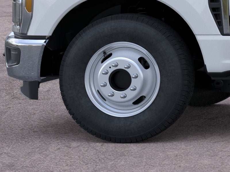 2026 Ford Chassis Cab F-350® XLT