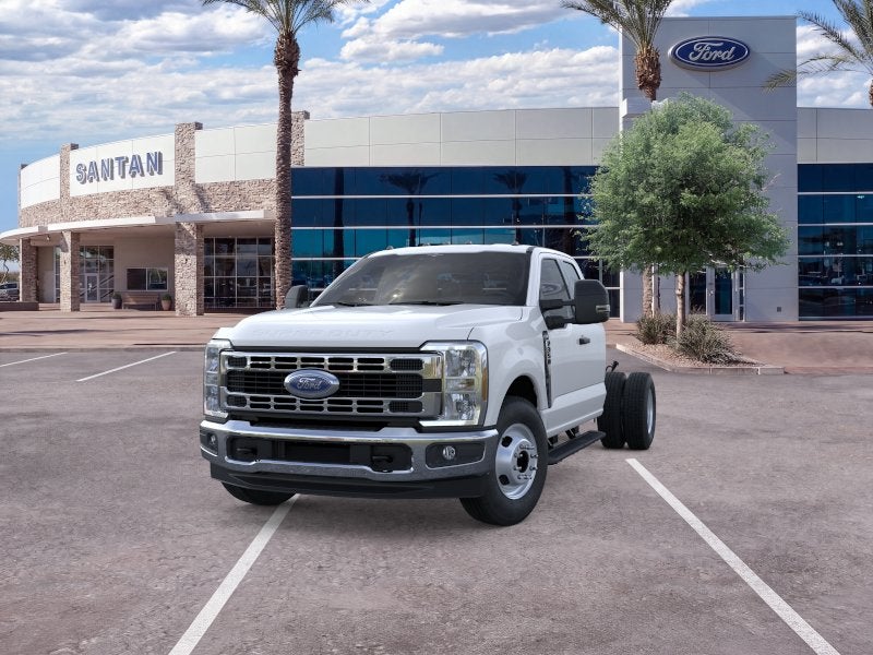 2026 Ford Chassis Cab F-350® XLT