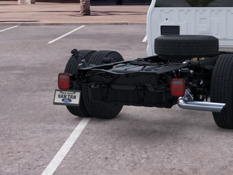 2026 Ford Chassis Cab F-350® XLT