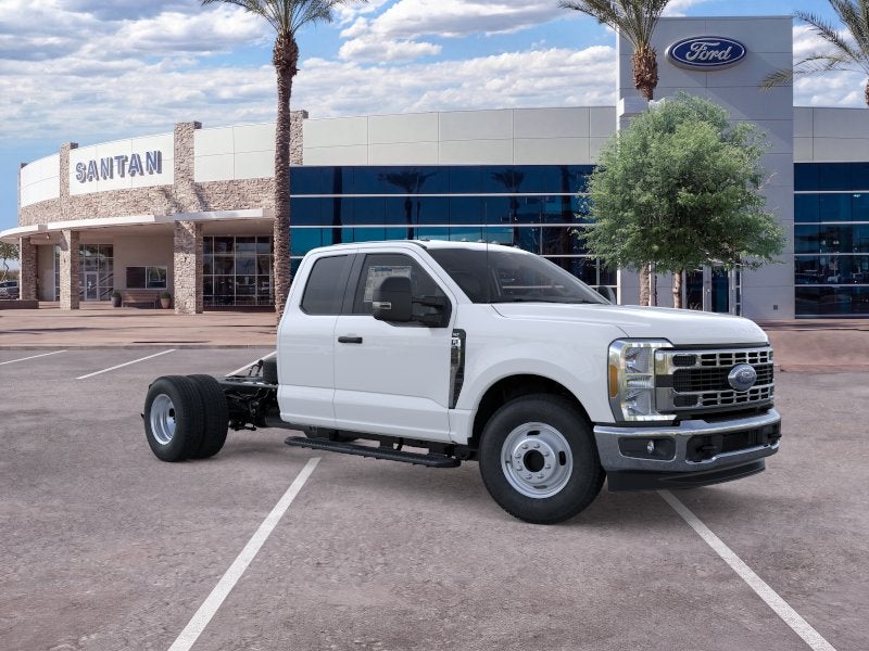 2026 Ford Chassis Cab F-350® XLT