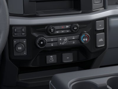 2026 Ford Chassis Cab F-600® XLT