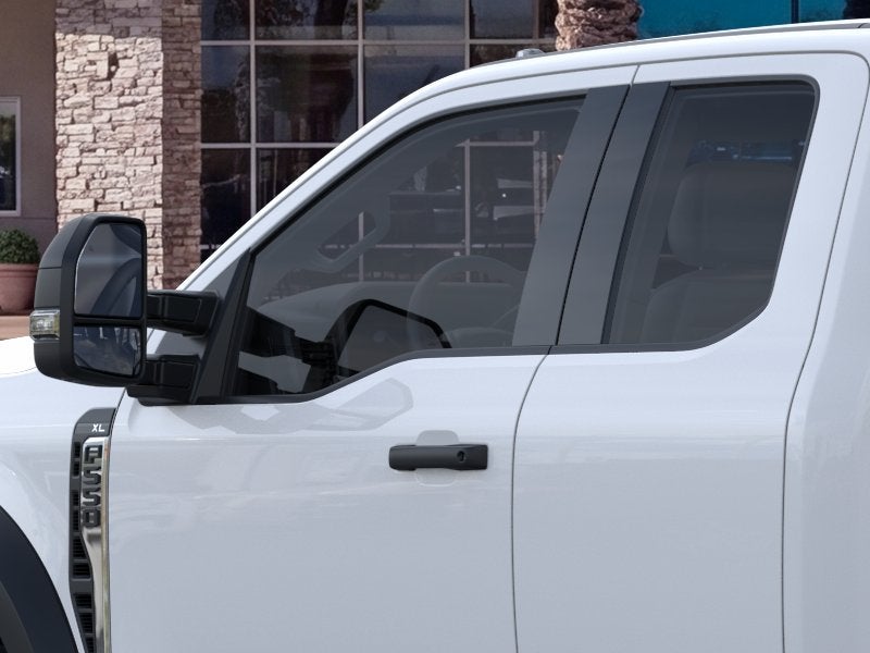 2025 Ford Chassis Cab F-550® XL