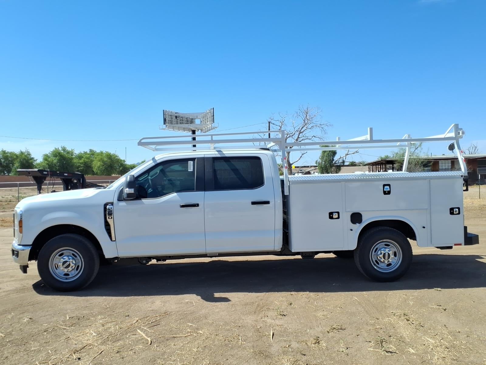 2026 Ford F-250 Super Duty XL 2WD CREW CAB 8 BOX