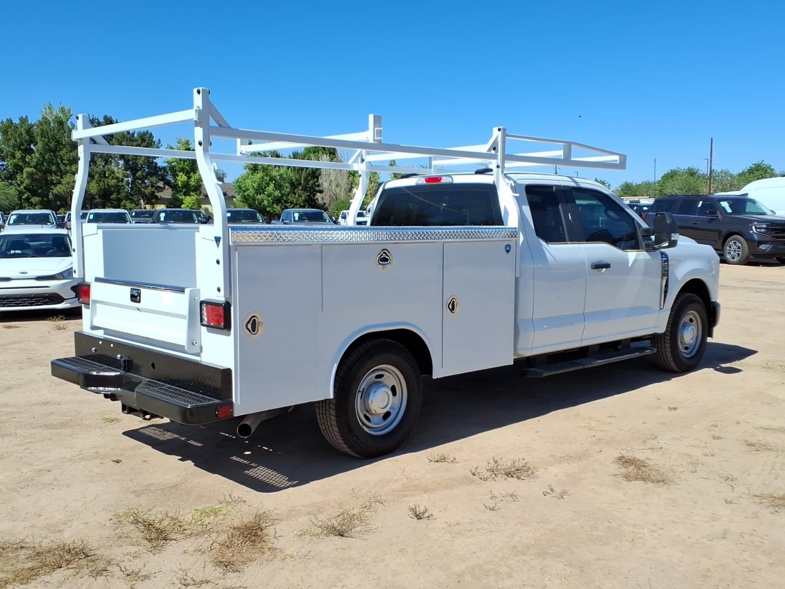 2025 Ford F-250 Super Duty XL 2WD SUPERCAB 8 BOX