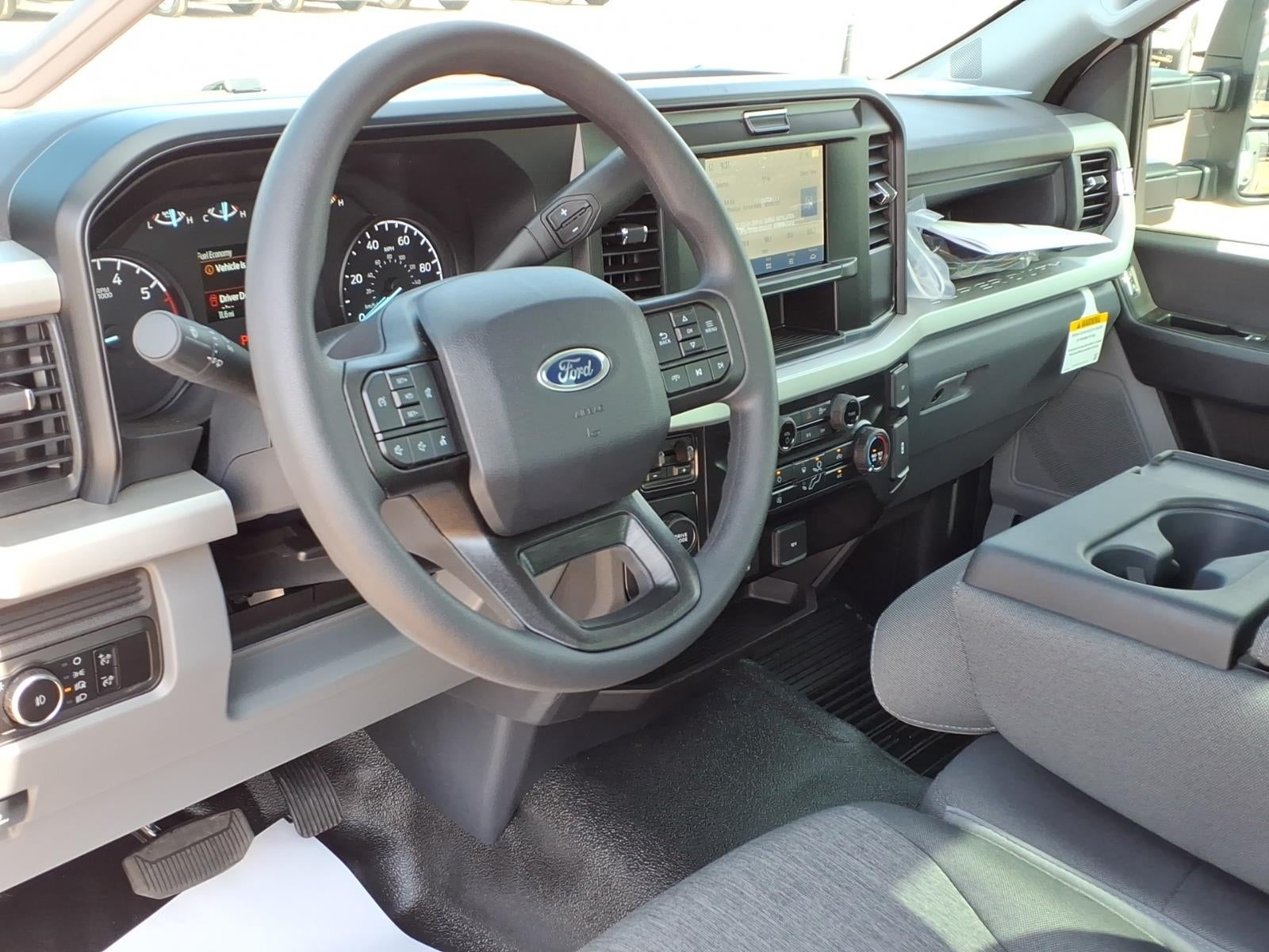 2026 Ford F-250 Super Duty XL 2WD REG CAB 8 BOX
