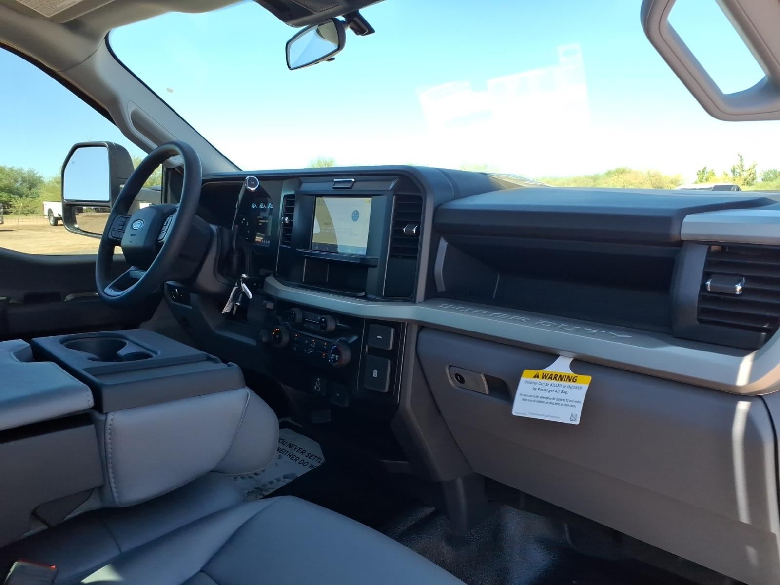 2027 Ford F-250 Super Duty XL 2WD REG CAB 8 BOX