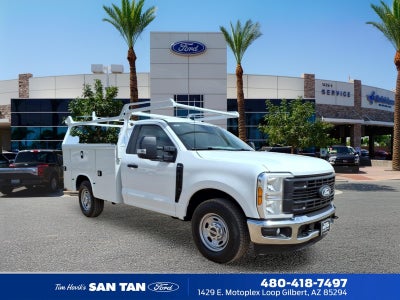 2027 Ford F-250 Super Duty XL 2WD REG CAB 8 BOX
