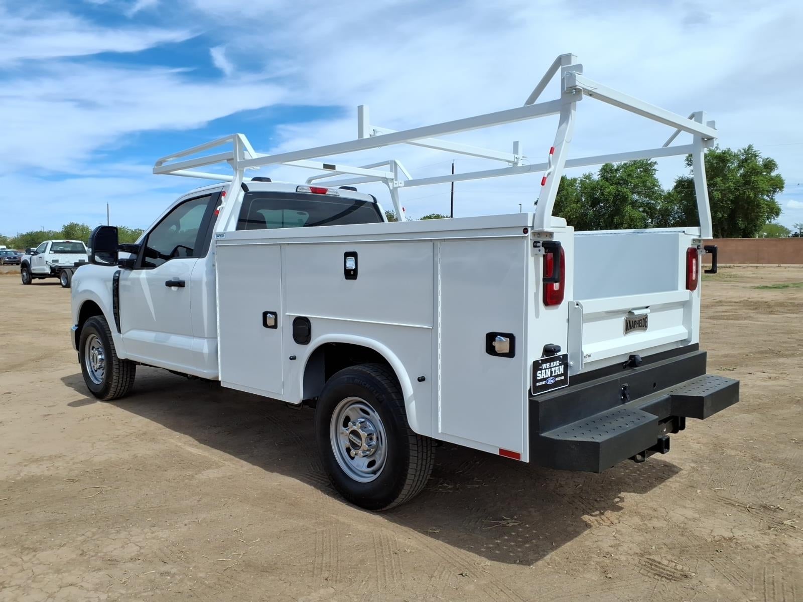 2027 Ford F-250 Super Duty XL 2WD REG CAB 8 BOX