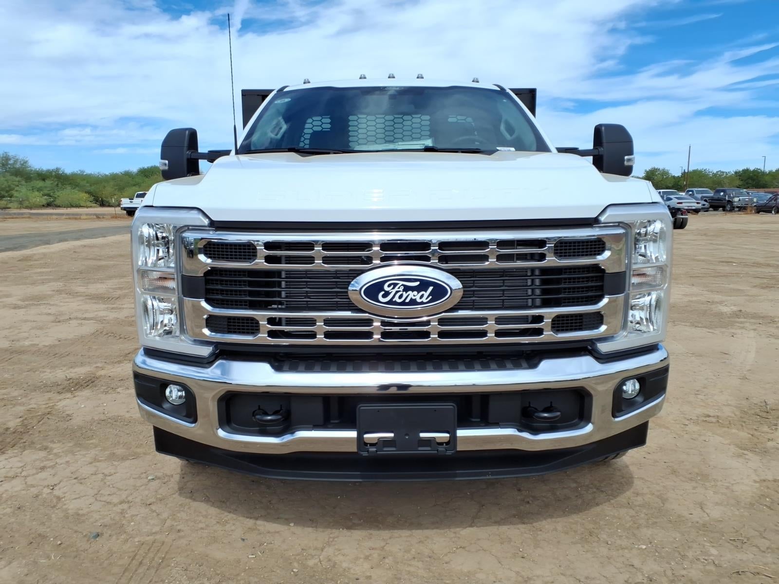 2027 Ford F-350 Super Duty XL 2WD REG CAB 169 WB 84