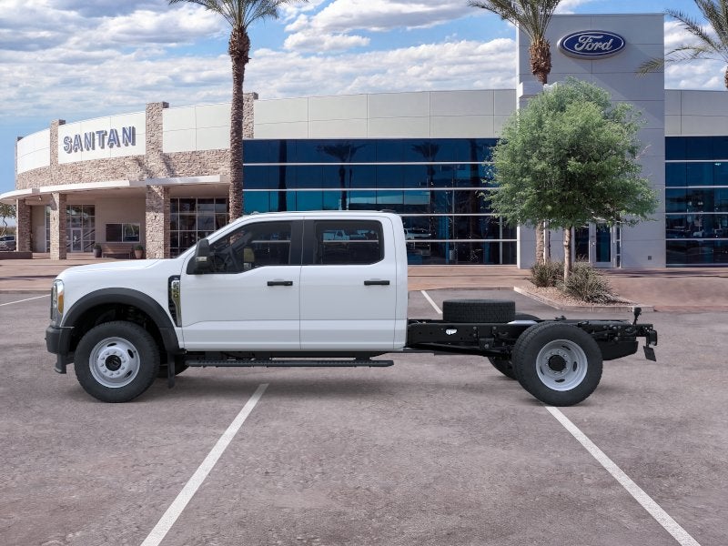 2025 Ford SUPER DUTY F-550 CREW CHAS CAB DRW/179