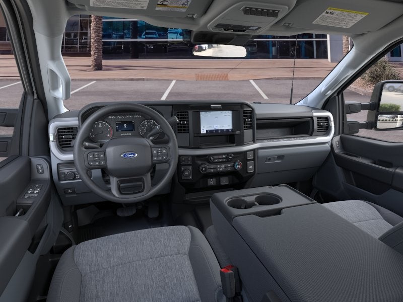 2025 Ford SUPER DUTY F-550 SUPERCAB CHAS CAB/168