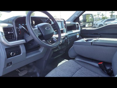 2024 Ford SUPER DUTY F-550 DRW XL 2WD REG CAB 169 WB 84