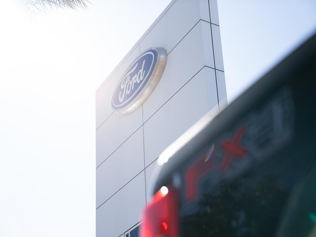 2024 Ford SUPER DUTY F-550 DRW XL 2WD REG CAB 169 WB 84