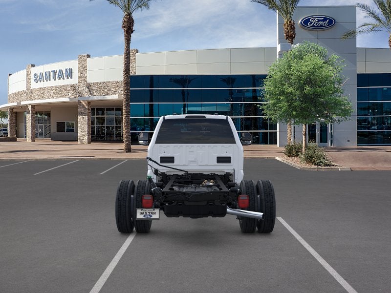 2025 Ford SUPER DUTY F-550 DRW XL 4WD REG CAB 169 WB 84
