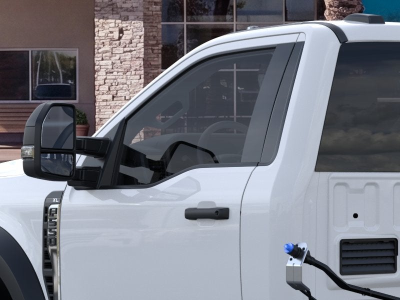 2026 Ford SUPER DUTY F-550 XL 4WD REG CAB 205 WB 12