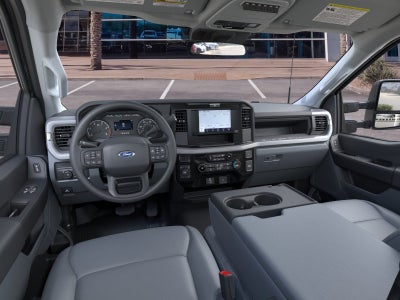 2026 Ford SUPER DUTY F-550 XL 4WD REG CAB 193 WB 10