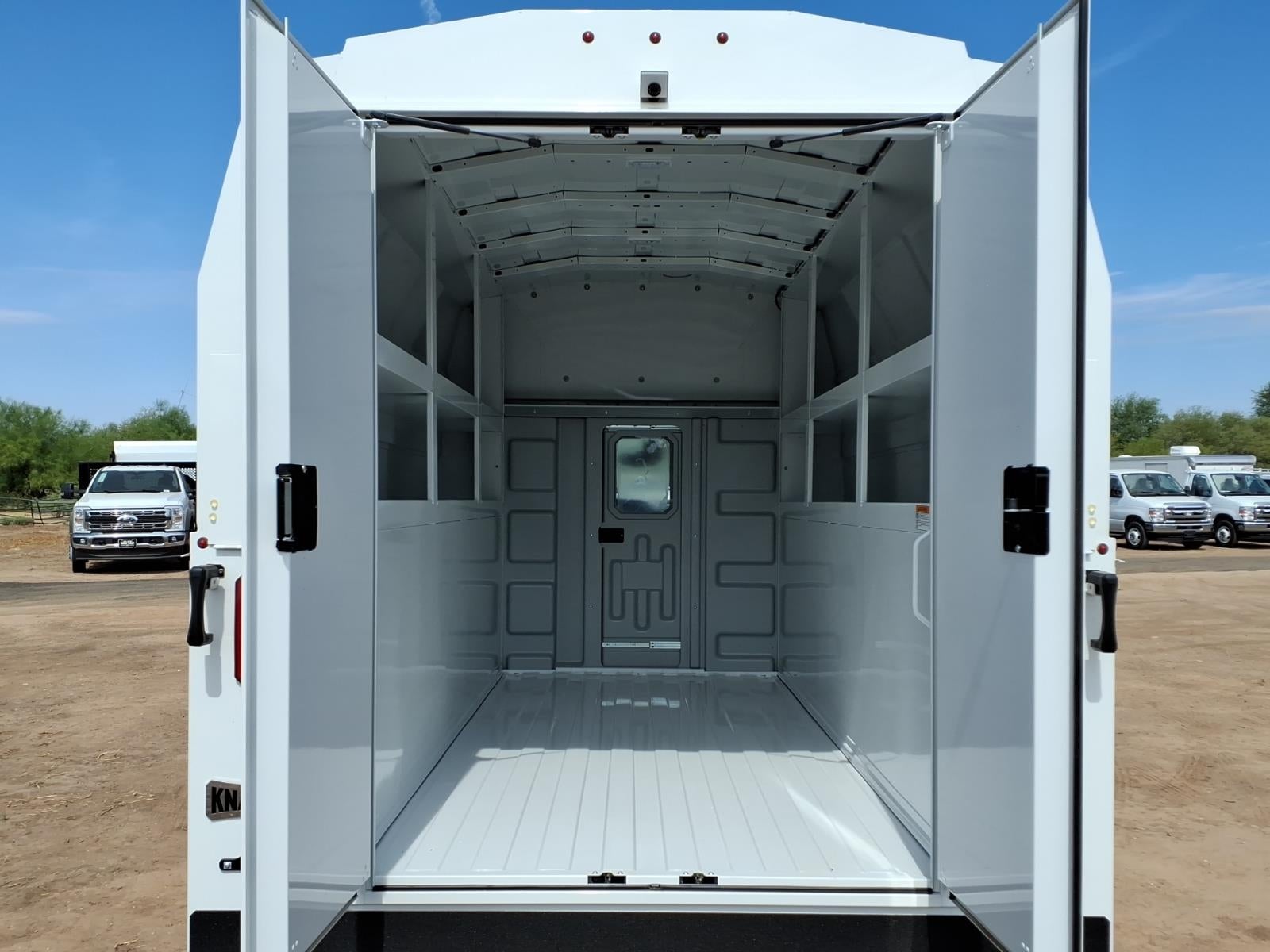 2027 Ford E-Series E-350 SRW 138 WB