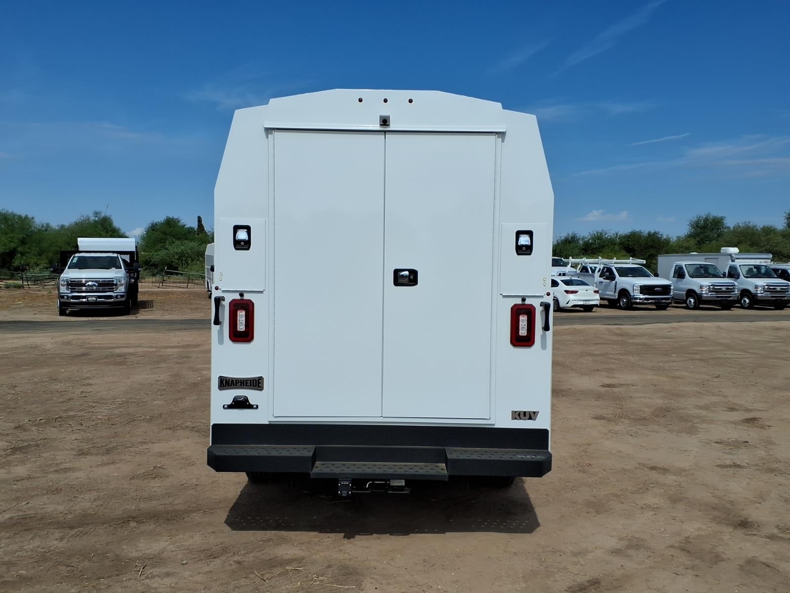 2027 Ford E-Series E-350 SRW 138 WB