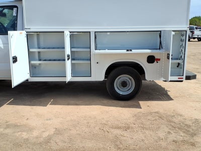 2027 Ford E-Series E-350 SRW 138 WB