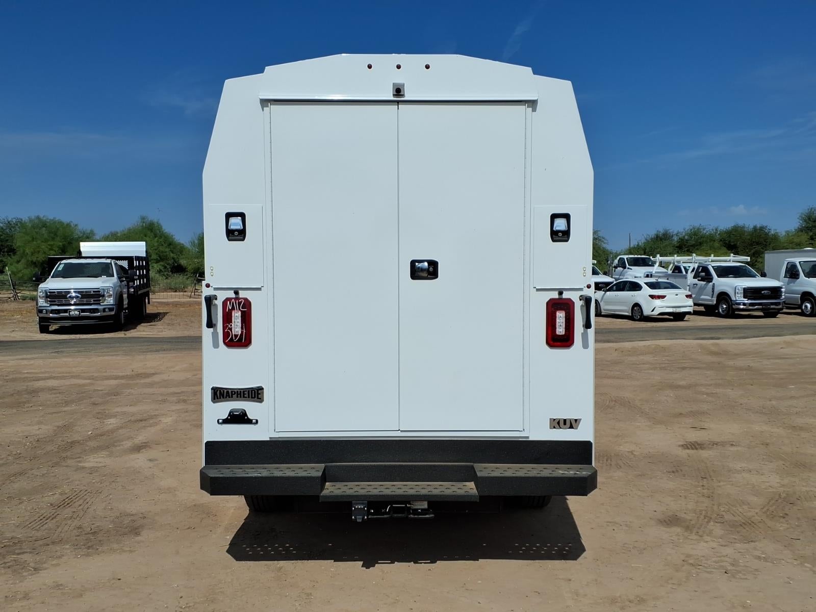 2027 Ford E-Series E-350 SRW 138 WB
