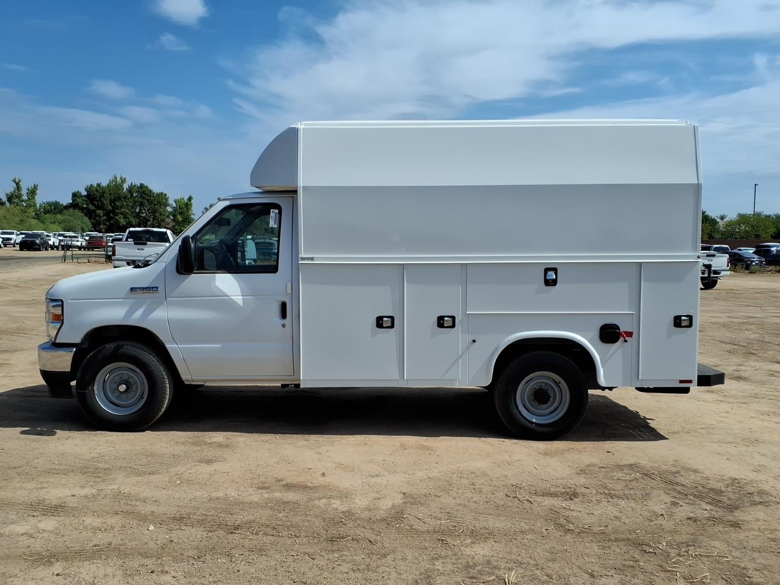 2027 Ford E-Series E-350 SRW 138 WB