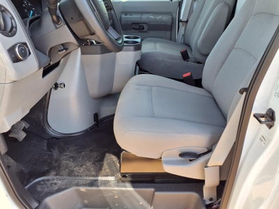 2026 Ford E-Series E-350 DRW 138 WB