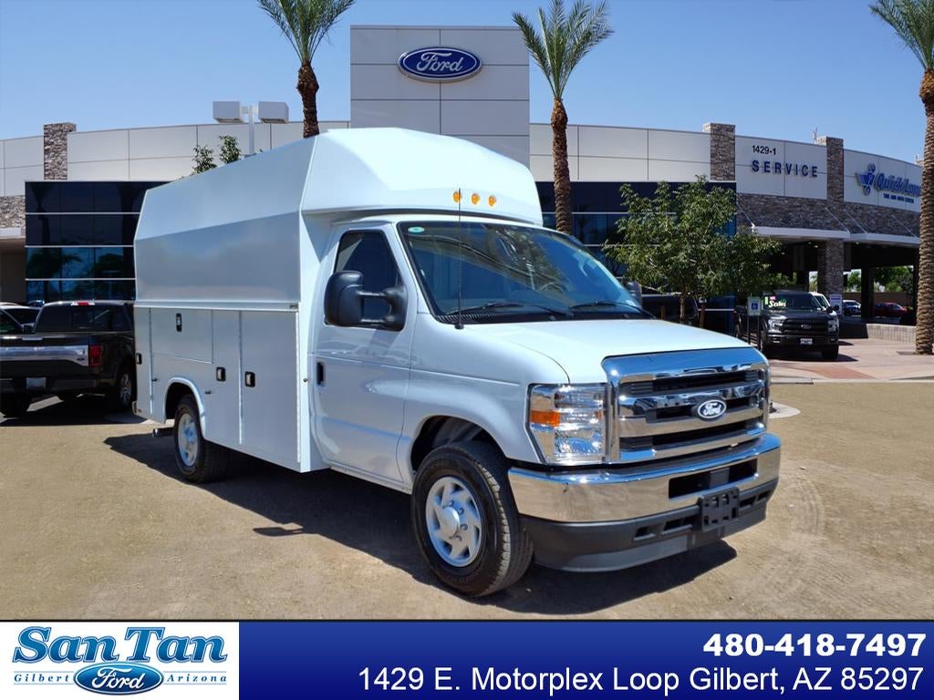 2026 Ford E-Series E-350 SRW 138 WB