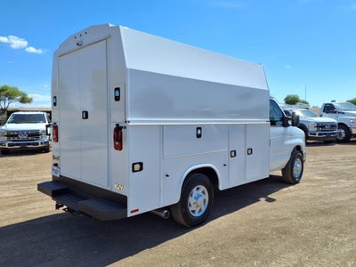 2026 Ford E-Series E-350 SRW 138 WB