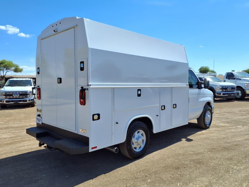 2026 Ford E-Series E-350 SRW 138 WB