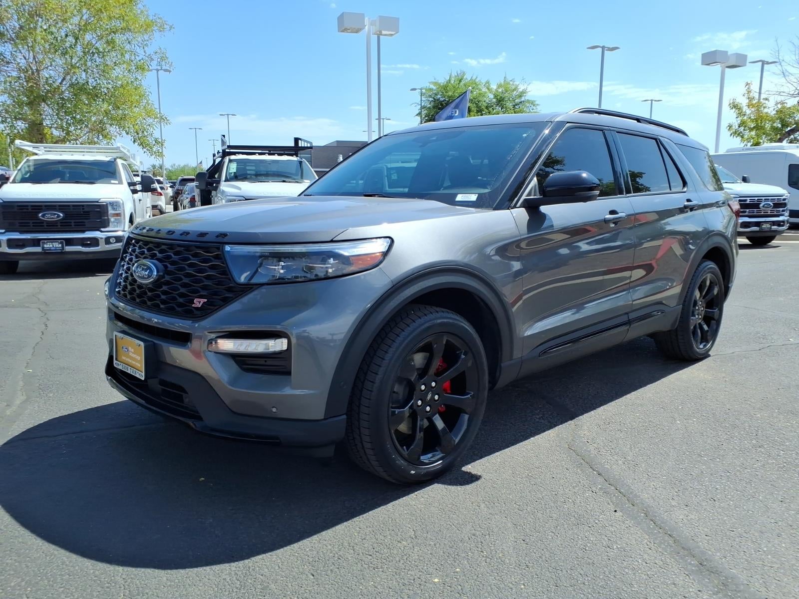 2023 Ford Explorer ST