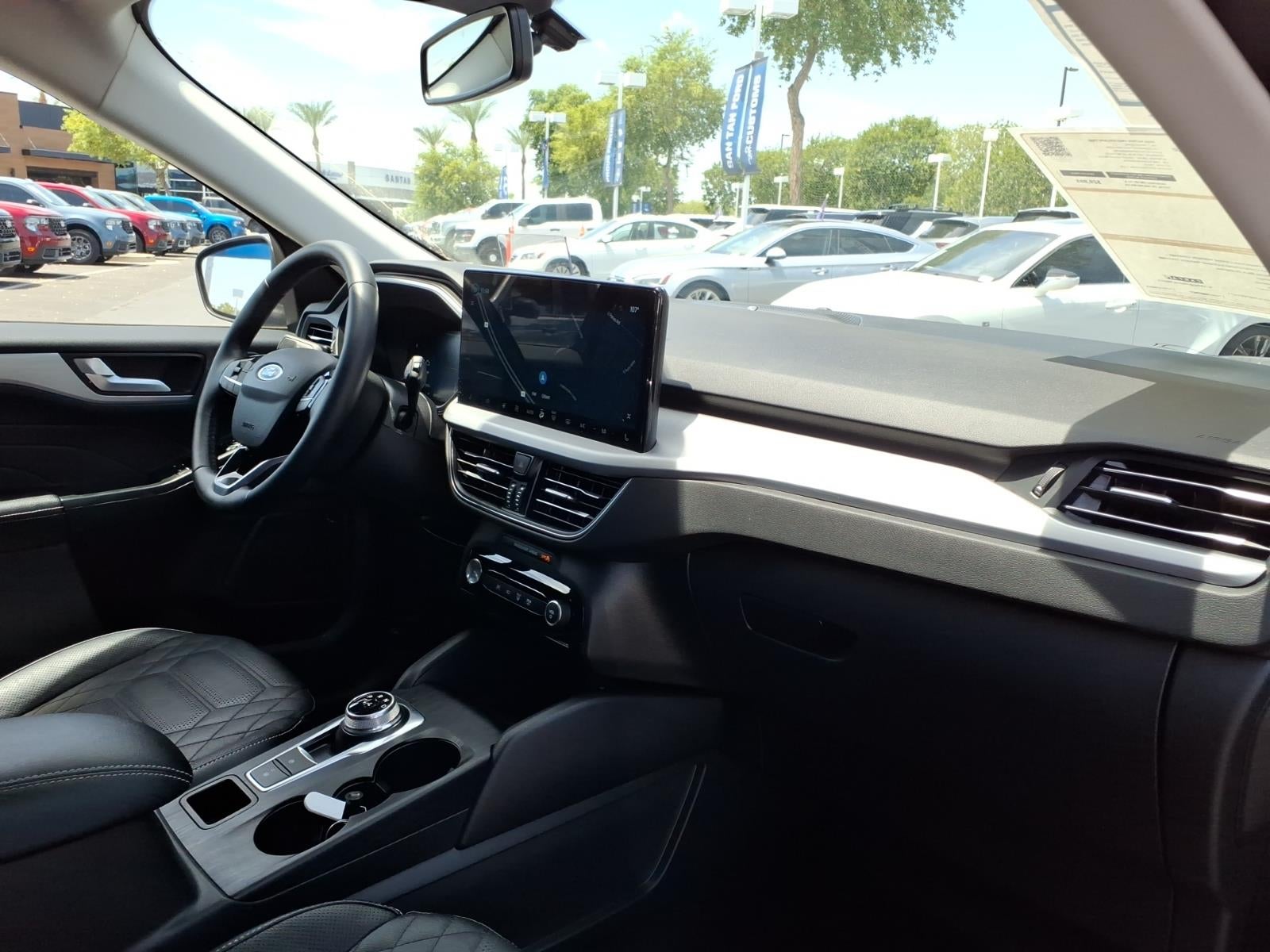 2024 Ford Escape Plug-In Hybrid Base