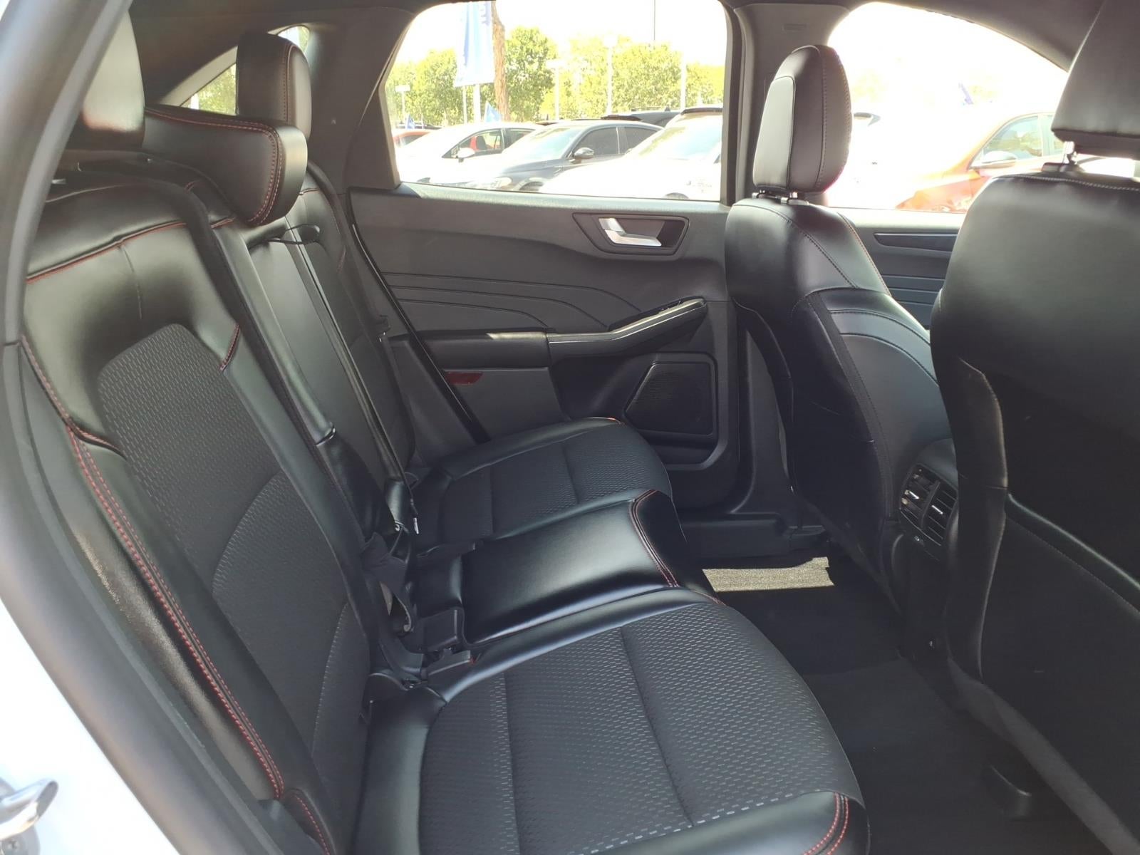 2025 Ford Escape Hybrid ST-Line Select
