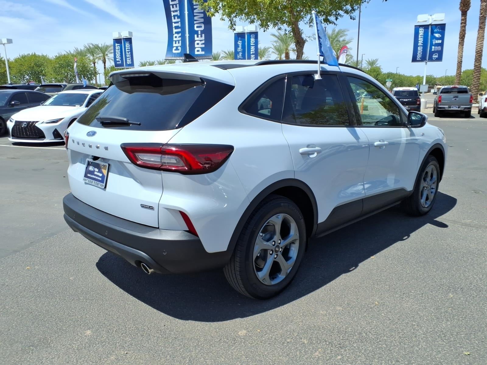 2025 Ford Escape Hybrid ST-Line Select