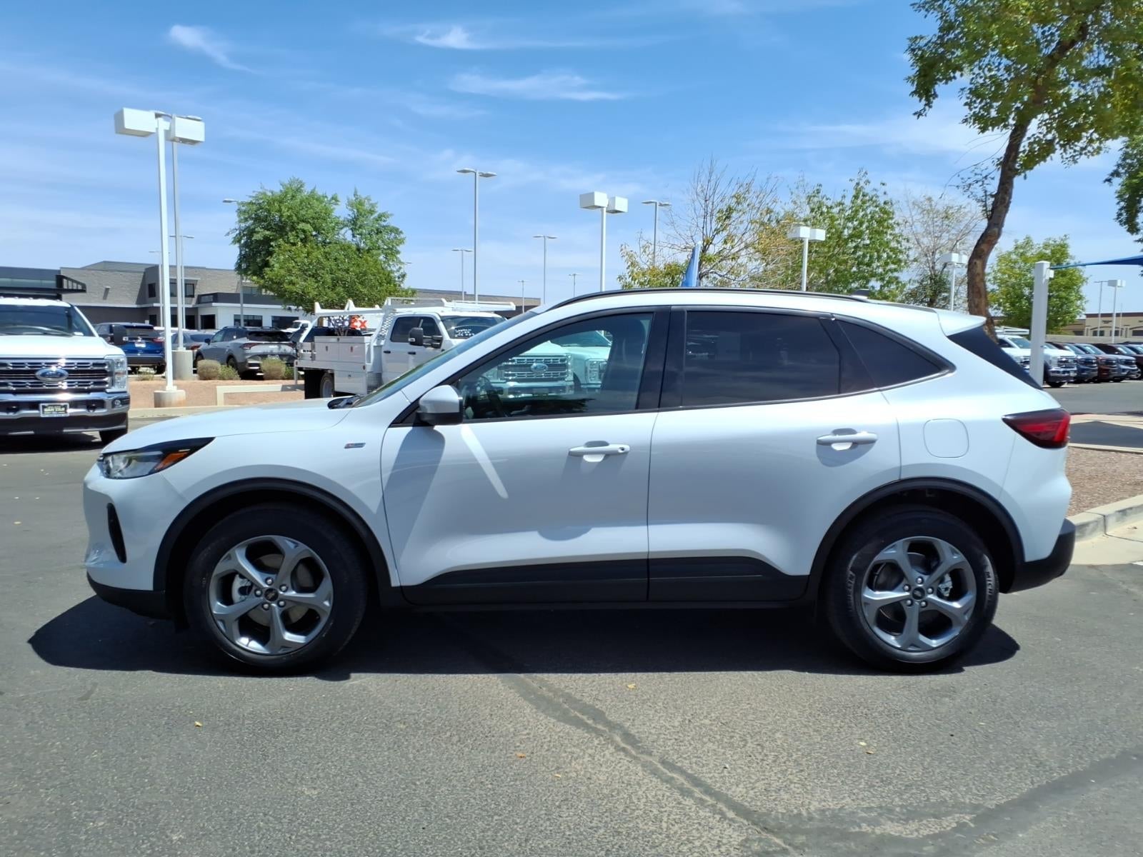 2025 Ford Escape Hybrid ST-Line Select
