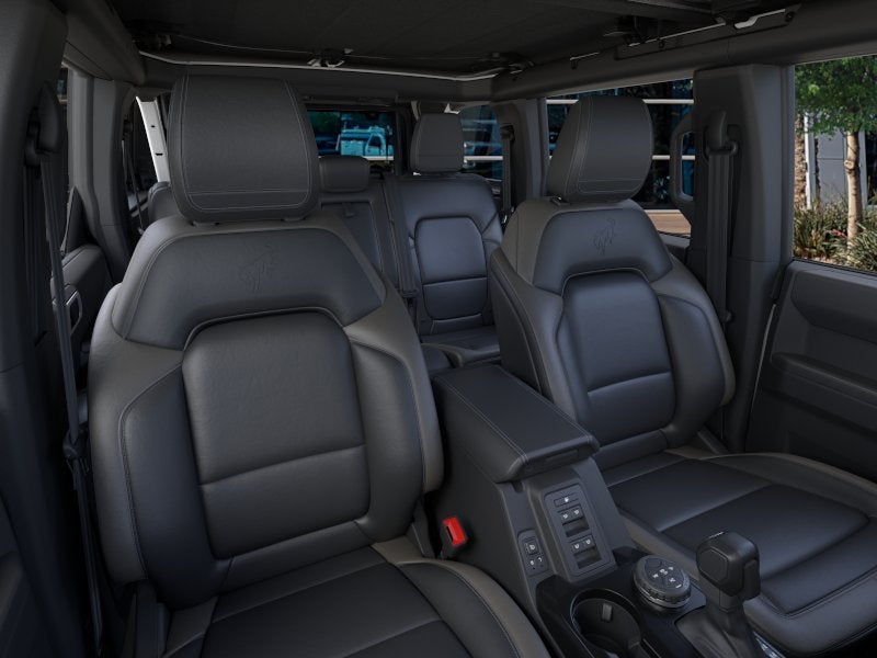 2026 Ford Bronco OUTER BANKS 4 DOOR 4X4