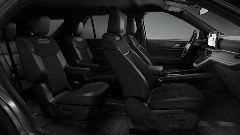 2026 Ford Explorer TREMOR 4WD