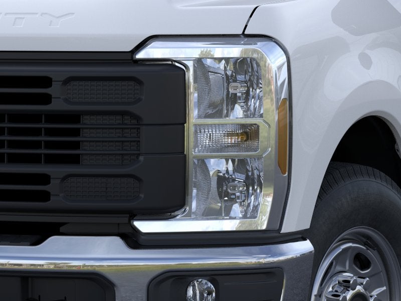 2026 Ford F-250 Super Duty CREW CAB PICKUP 4X2/176