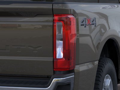 2026 Ford F-250 Super Duty XLT 4WD CREW CAB 6.75 BO