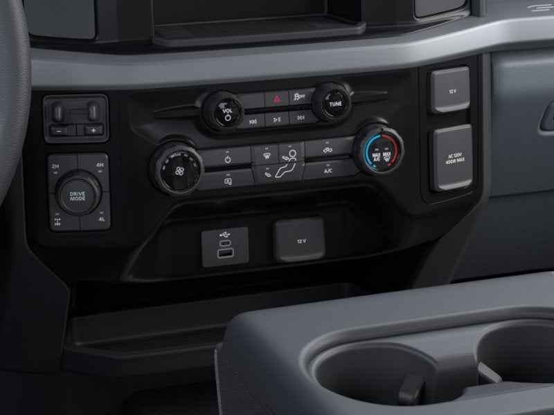 2026 Ford F-250 Super Duty XLT 4WD CREW CAB 6.75 BO