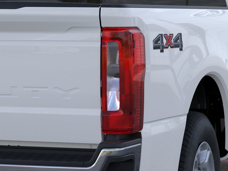 2026 Ford F-250 Super Duty XLT 4WD CREW CAB 6.75 BO