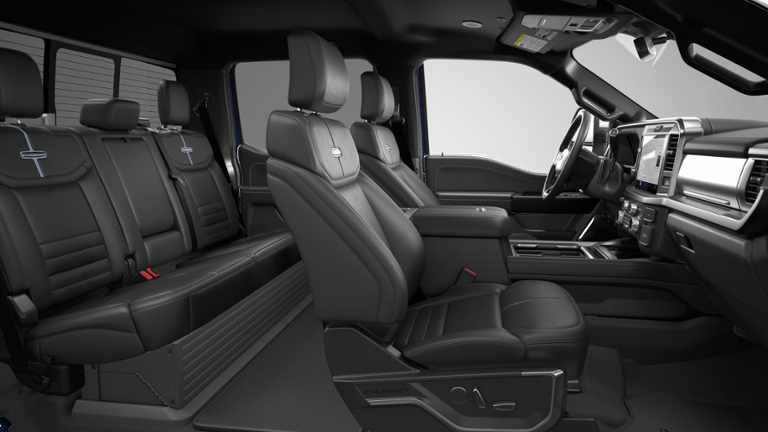 2026 Ford F-250 Super Duty PLATINUM 4WD CREW CAB 8