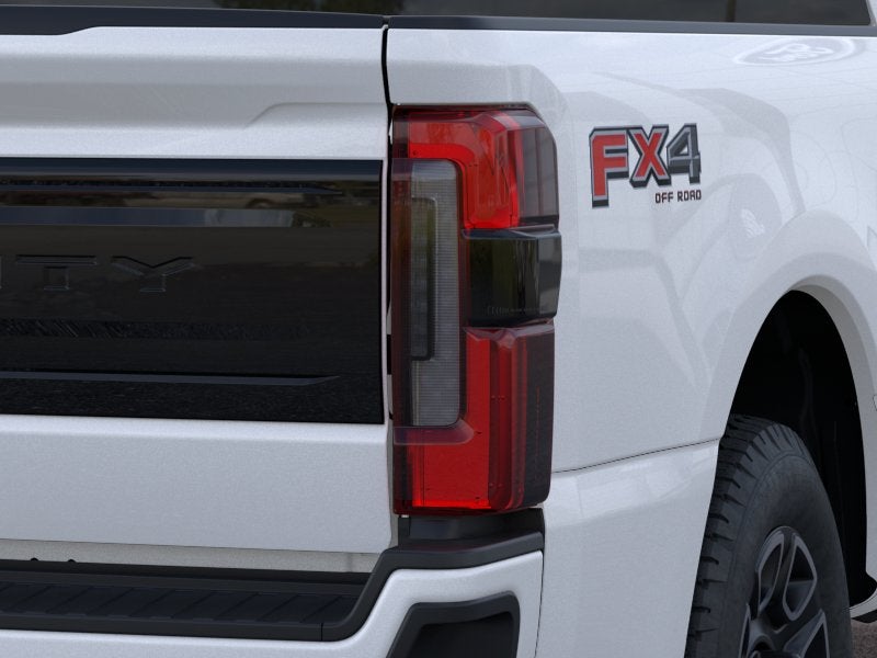 2026 Ford F-250 Super Duty PLATINUM 4WD CREW CAB 8