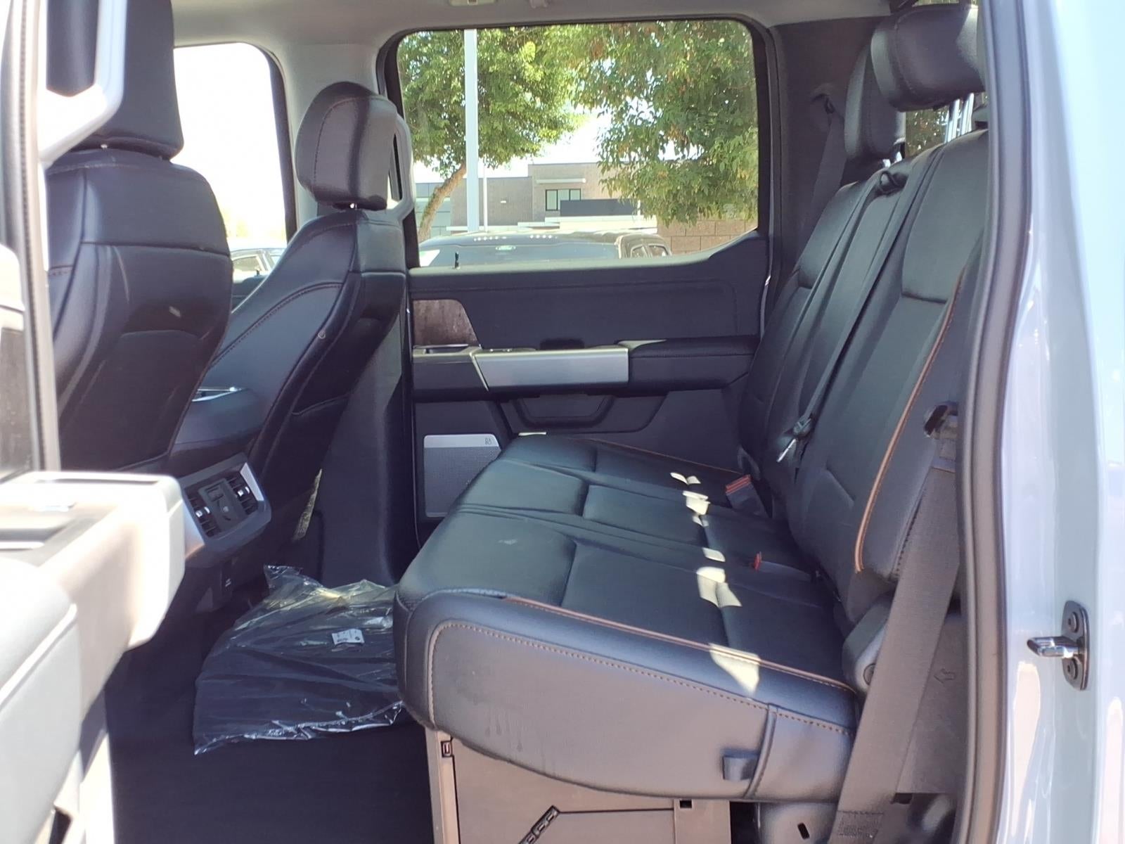2026 Ford F-250 Super Duty LARIAT 4WD CREW CAB 6.75