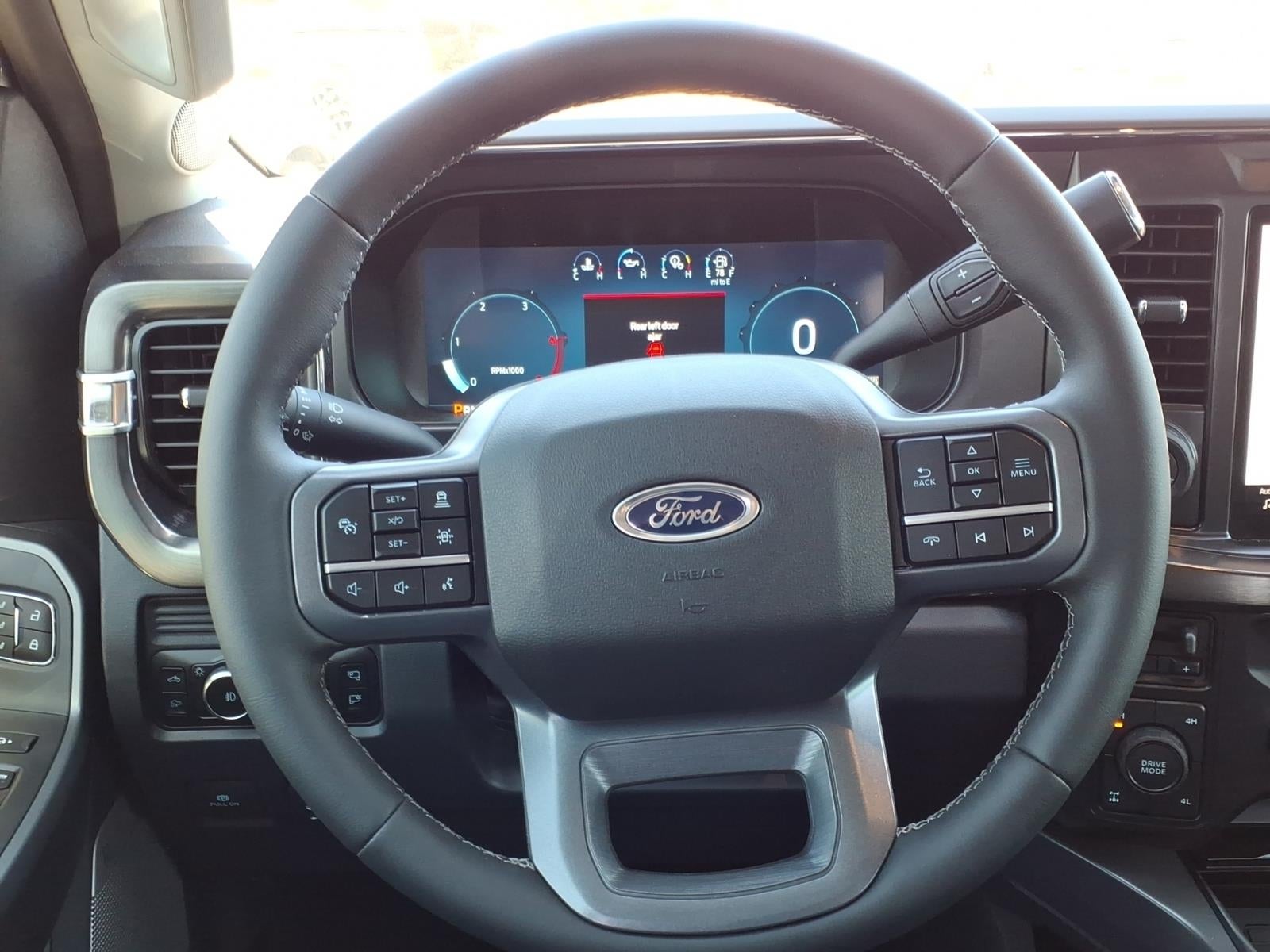 2026 Ford F-250 Super Duty LARIAT 4WD CREW CAB 6.75